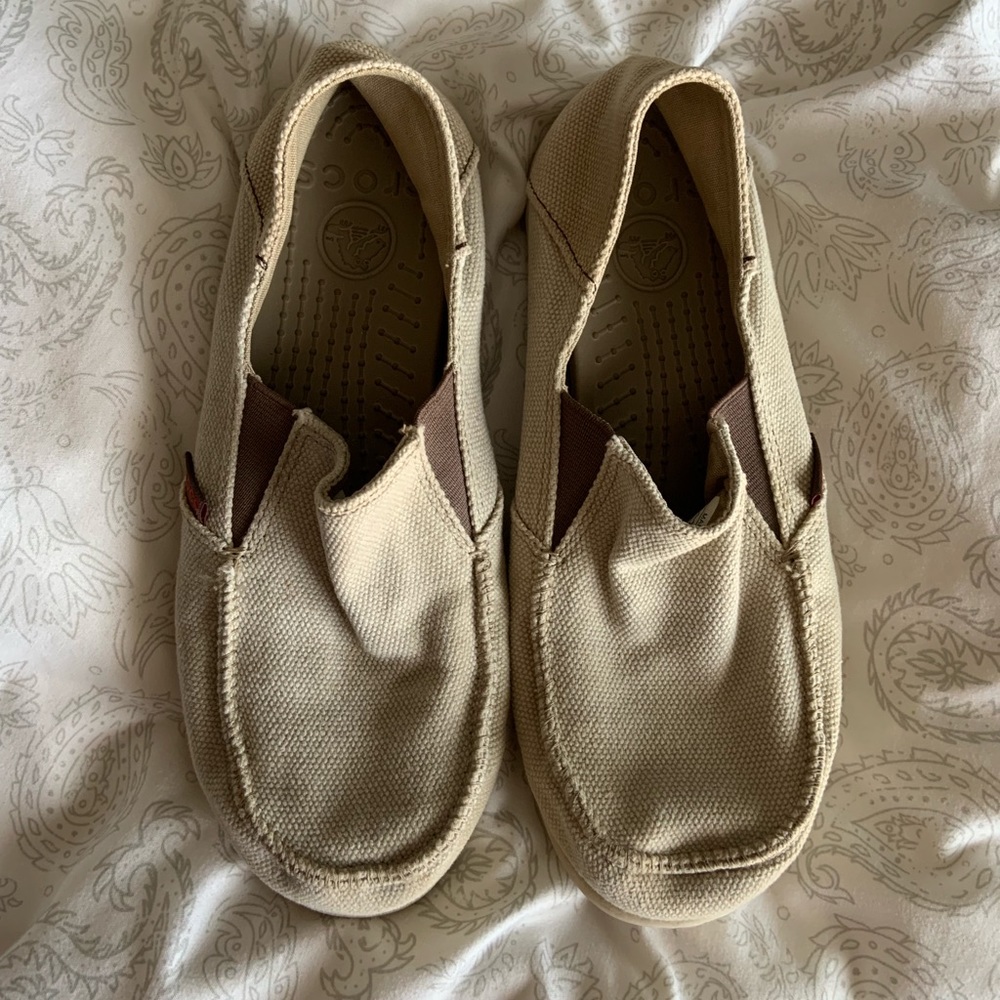 Crocs, boys size 6